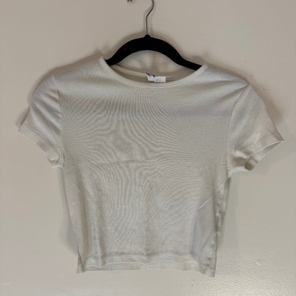 H&M Divided White Basic Top - Picture 1 of 3